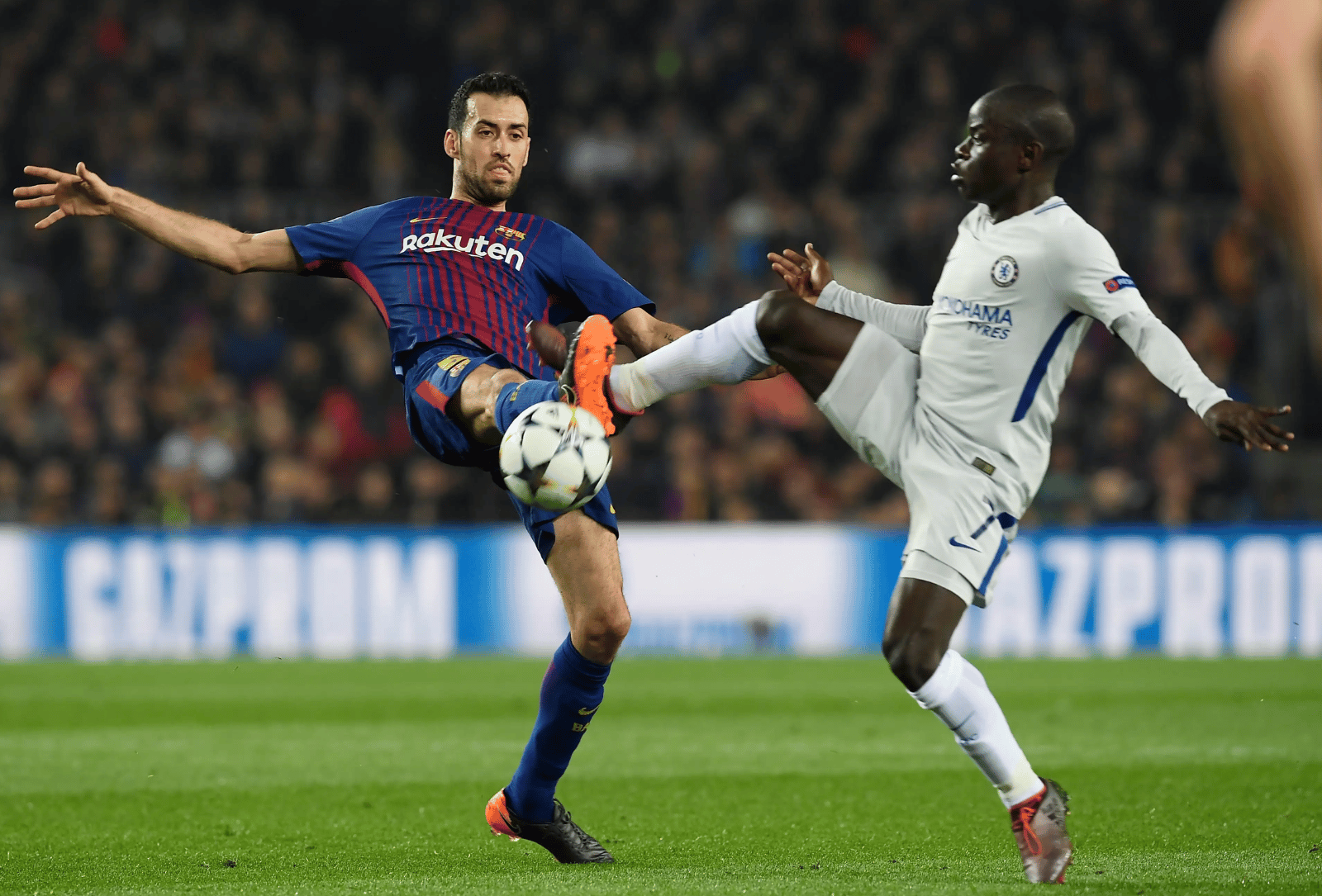 how-to-become-a-central-defensive-midfielder-in-soccer